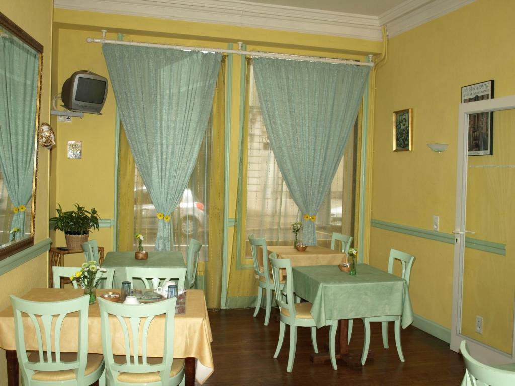 טרואה Hotel Arlequin מראה חיצוני תמונה